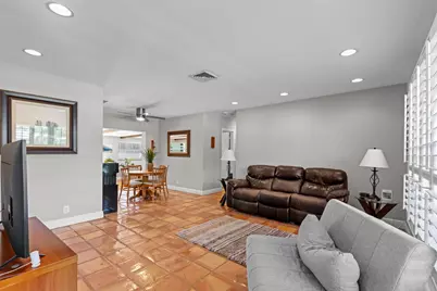 200 SW 5th Street, Boca Raton, FL 33432 - Photo 3