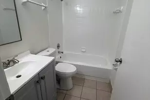 3445 NW 44th St, Lauderdale Lakes, FL 33309 - Photo 7