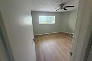 3445 NW 44th St, Lauderdale Lakes, FL 33309 - Photo 9