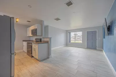 2007 Kenwood Road, West Palm Beach, FL 33409 - Photo 17