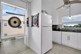 9201 Sunrise Lakes Blvd, Sunrise, FL 33322 - Photo 13