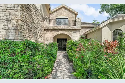 10513 Versailles Boulevard, Wellington, FL 33449 - Photo 5