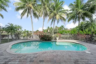 10513 Versailles Blvd, Wellington, FL 33449 - Photo 67