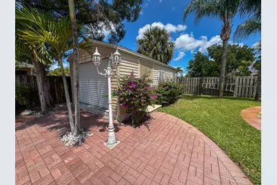 253 SW Chapman Avenue, Port Saint Lucie, FL 34984 - Photo 25