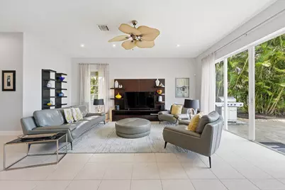 1332 Beacon Circle, Wellington, FL 33414 - Photo 7