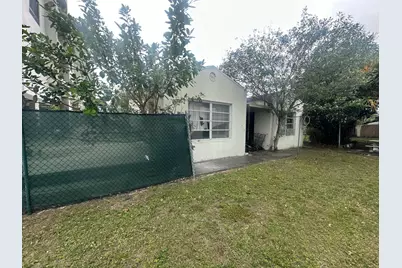 223 SE 4th Street #1, Hallandale Beach, FL 33009 - Photo 15