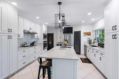 805 E Madison Avenue, Stuart, FL 34996 - Photo 13