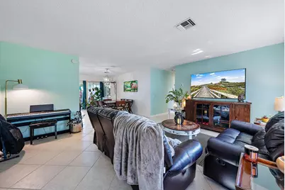 805 E Madison Avenue, Stuart, FL 34996 - Photo 17