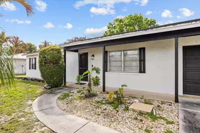 1250 SE Petunia Avenue, Port Saint Lucie, FL 34952 - Photo 7