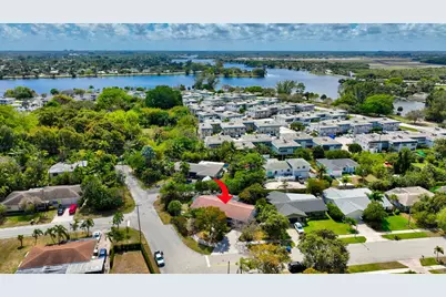 2101 Collier Avenue, Lake Worth Beach, FL 33461 - Photo 71