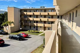 1401 NE 191st St, Miami, FL 33179 - Photo 21