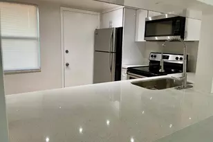 1401 NE 191st St, Miami, FL 33179 - Photo 9