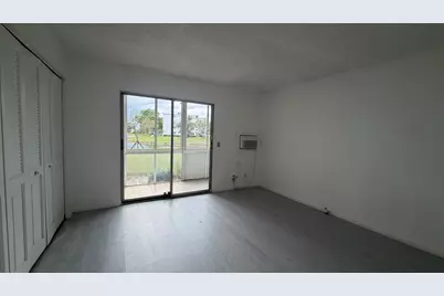 319 Newport V, Deerfield Beach, FL 33442 - Photo 9