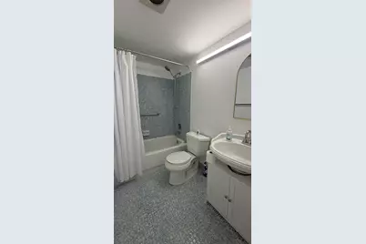 319 Newport V, Deerfield Beach, FL 33442 - Photo 7