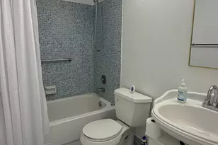 319 Newport V, Deerfield Beach, FL 33442 - Photo 7