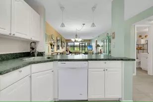 10102 S Ocean Dr, Jensen Beach, FL 34957 - Photo 37