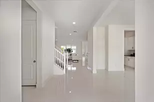 8059 Hobbes Wy, Palm Beach Gardens, FL 33418 - Photo 3