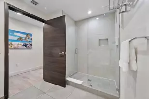 777 N Ocean Dr, Hollywood, FL 33019 - Photo 11