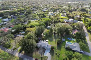 5521 SW 109th Ave, Davie, FL 33328 - Photo 53