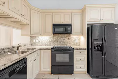 7535 La Paz Boulevard #107, Boca Raton, FL 33433 - Photo 13