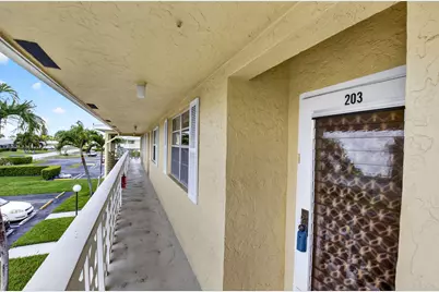 1150 Mahogany Way #203, Delray Beach, FL 33445 - Photo 5