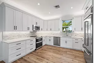 8508 SE Woodwind St, Hobe Sound, FL 33455 - Photo 7