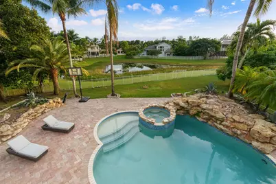 11352 Regatta Lane, Wellington, FL 33449 - Photo 17