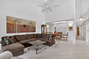 19830 Sawgrass Dr, Boca Raton, FL 33434 - Photo 9