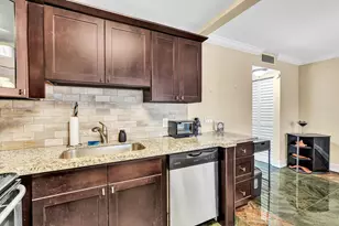 2123 Cambridge F, Deerfield Beach, FL 33442 - Photo 15