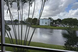 2123 Cambridge F, Deerfield Beach, FL 33442 - Photo 17