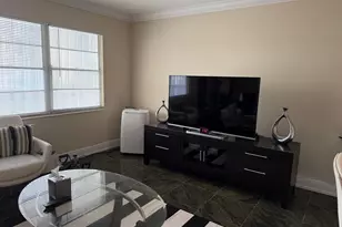 2123 Cambridge F, Deerfield Beach, FL 33442 - Photo 7