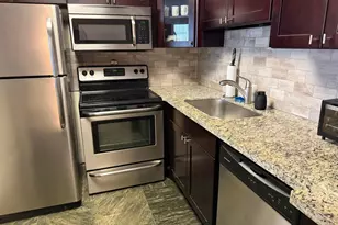 2123 Cambridge F, Deerfield Beach, FL 33442 - Photo 9