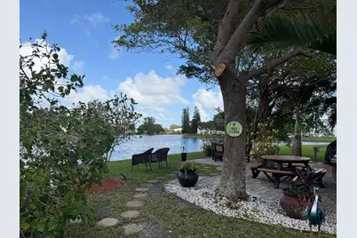 2123 Cambridge F, Deerfield Beach, FL 33442 - Photo 25