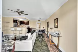 2123 Cambridge F, Deerfield Beach, FL 33442 - Photo 3