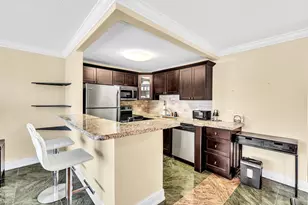 2123 Cambridge F, Deerfield Beach, FL 33442 - Photo 11