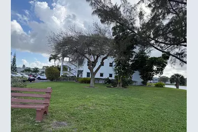 2123 Cambridge F, Deerfield Beach, FL 33442 - Photo 27