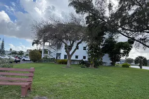 2123 Cambridge F, Deerfield Beach, FL 33442 - Photo 27