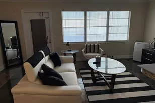 2123 Cambridge F, Deerfield Beach, FL 33442 - Photo 5