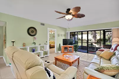 400 18th Street #D3, Vero Beach, FL 32960 - Photo 3