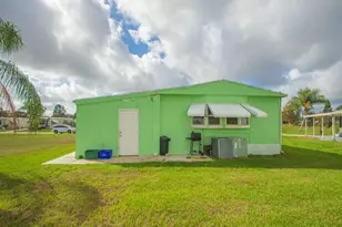 68 W Caribbean, Port Saint Lucie, FL 34952 - Photo 35