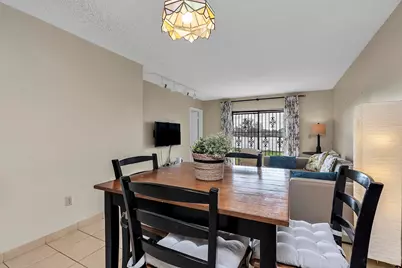 6715 W 26th Drive #101-6, Hialeah, FL 33016 - Photo 9
