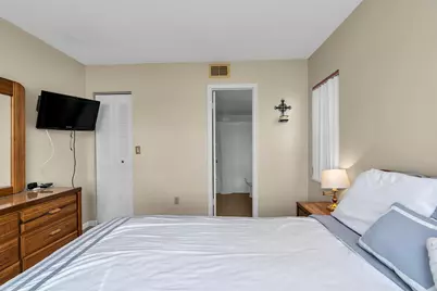 6715 W 26th Drive #101-6, Hialeah, FL 33016 - Photo 15