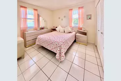 938 Sumter Road E #E, West Palm Beach, FL 33415 - Photo 13