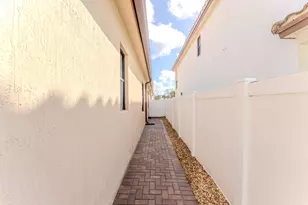 5115 NW 51st Ter, Tamarac, FL 33319 - Photo 35