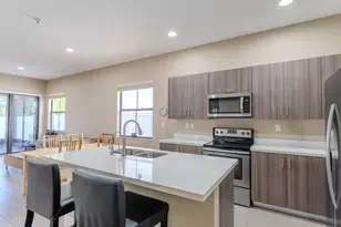 5115 NW 51st Ter, Tamarac, FL 33319 - Photo 9