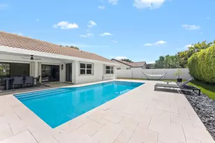 7836 Sunflower Dr, Margate, FL 33063 - Photo 25