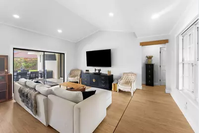 7836 Sunflower Drive, Margate, FL 33063 - Photo 3