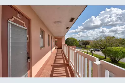 9400 Sunrise Lakes Boulevard #303, Sunrise, FL 33322 - Photo 1