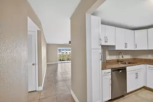 2615 NE 1st Ct, Boynton Beach, FL 33435 - Photo 5