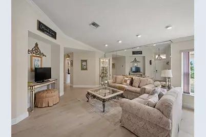 11583 Colonnade Drive, Boynton Beach, FL 33437 - Photo 15